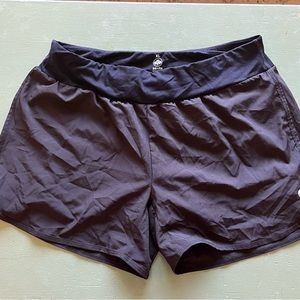 Senita Swift Short